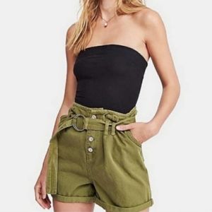 🆕️ Free People Green Utility Shorts with Belt Included. NWOT